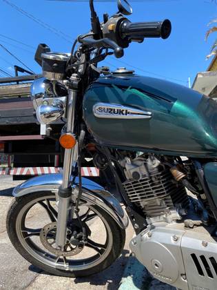 SUZUKI INTRUDER 125 